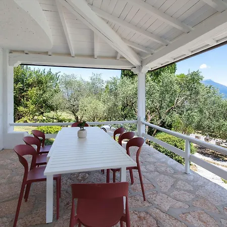 Paradiso Villa San Felice del Benaco
