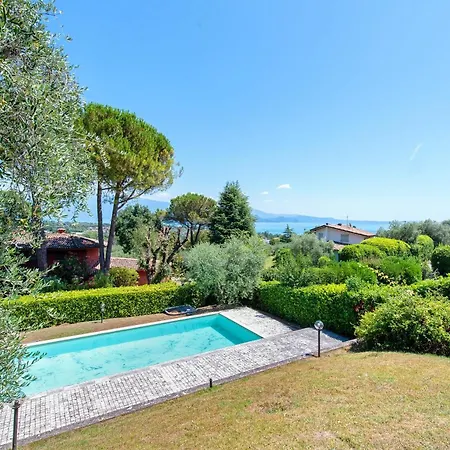 Villa Paradiso *