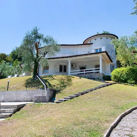 Paradiso Villa *